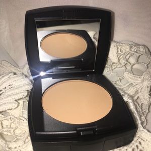 Beauticontrol Perfecting Wet/Dry Foundation Y5